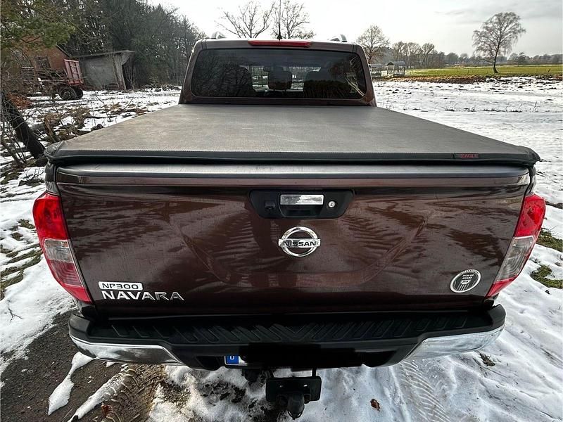 Gebraucht Nissan Navara 190 PS (139 kW) 2016 Braun Pickup