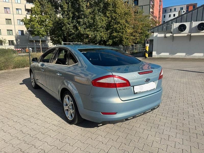Blau Gebraucht 2009 Ford Mondeo Ghia Limousine | 2.499 € (Superpreis) - Bild 1/4