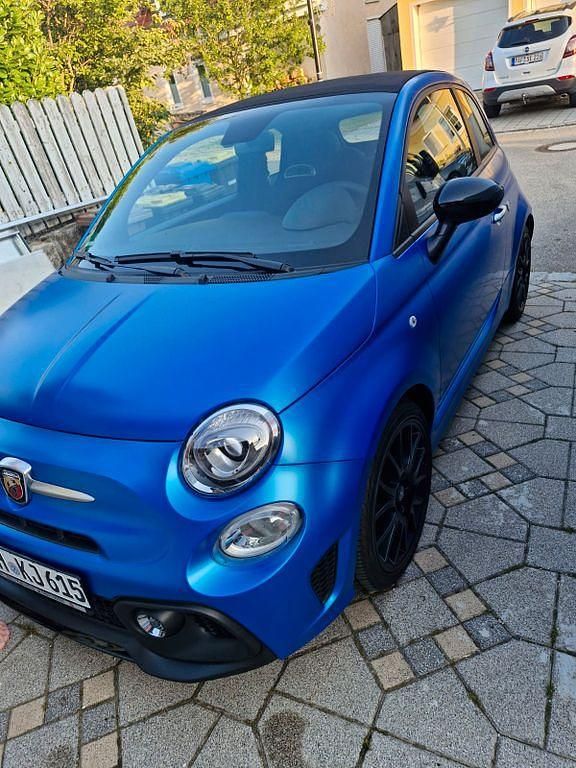 Blau Gebraucht 2023 Abarth 595C Cabrio | 25.000 € (Guter Preis) - Bild 1/4