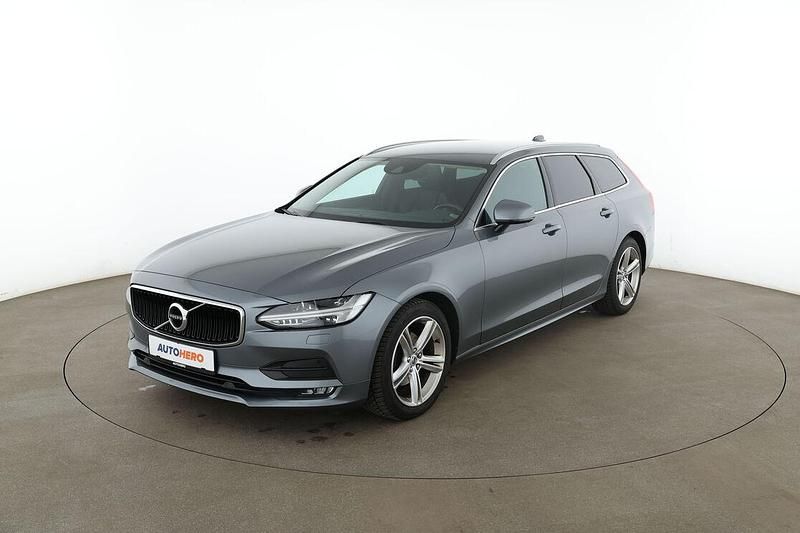 Gebraucht Volvo V90 Momentum 2019 Grau Kombi
