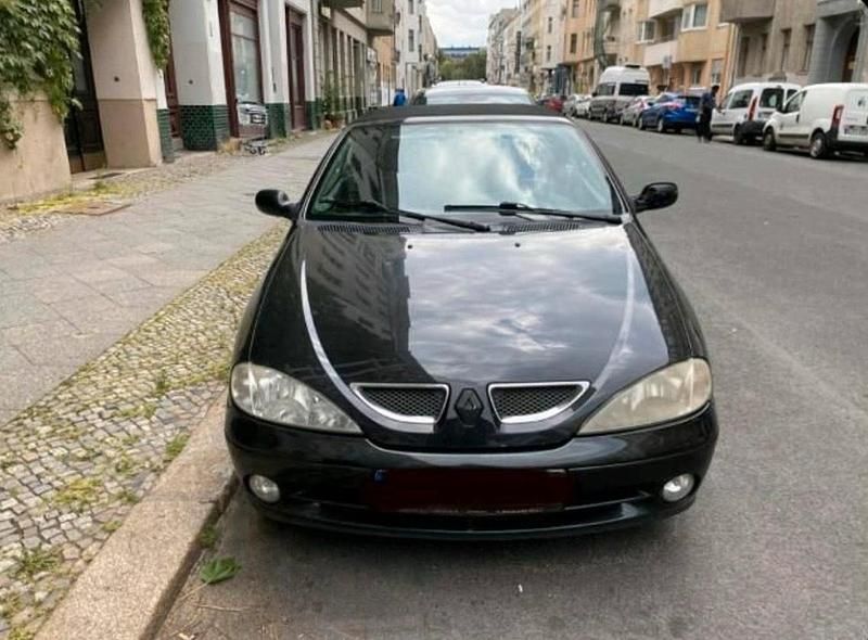 Schwarz Gebraucht 2001 Renault Mégane Cabriolet Cabrio | 800 € - Bild 1/4