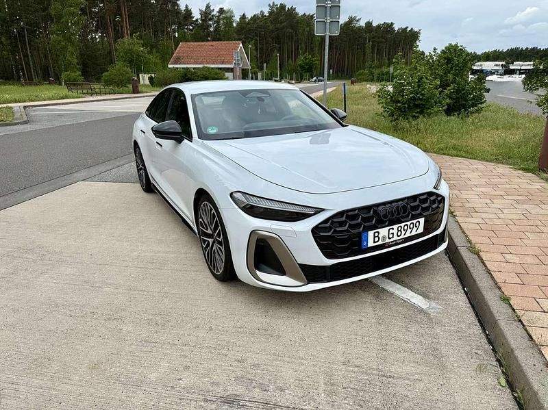 Gebraucht 2024 Audi A5 Edition .1 Coupé | 57.999 € (Etwas zu teuer) - Bild 1/4