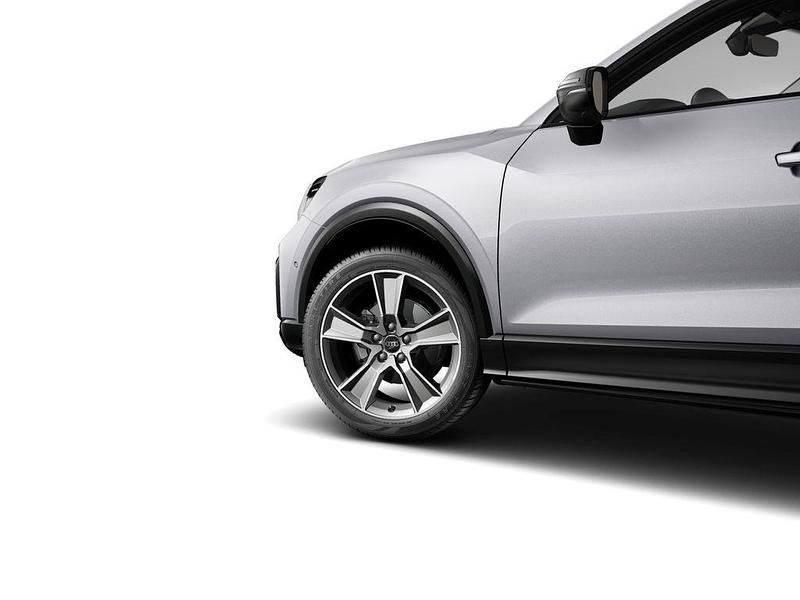 Gebraucht Audi Q2 Ambiente 116 PS (85 kW) 2025 Florettsilber metallic SUV