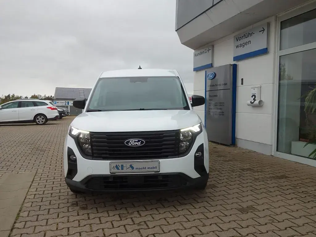 Neu Ford Transit Trend 120 PS (88 kW) 2026 Weiß Limousine