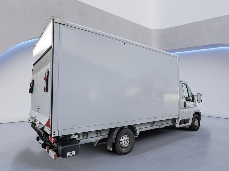Gebraucht Peugeot Boxer 140 PS (102 kW) 2022 Eisweiß Van