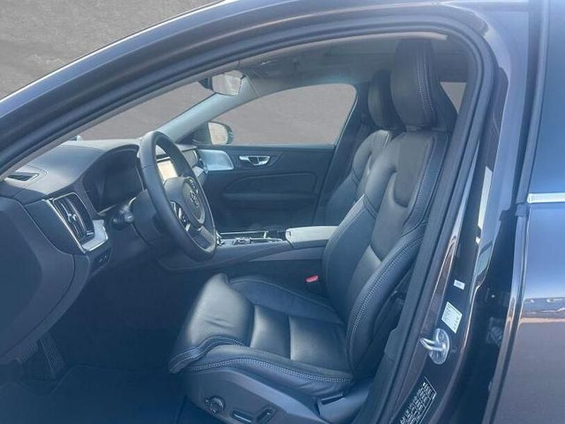 Gebraucht Volvo V60 Ultra 349 PS (256 kW) 2025 Platinum grey Kombi