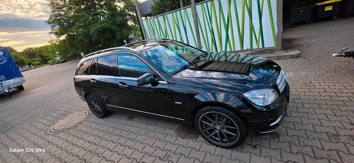 Gebraucht Mercedes C250 204 PS (150 kW) 2010 Schwarz Kombi