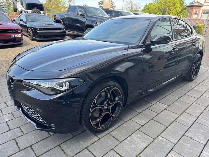 Neu Alfa Romeo Giulia 280 PS (205 kW) 2025 Nero vulcano Limousine