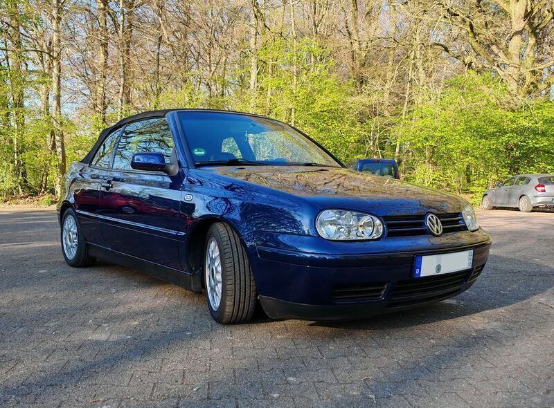 Blau Gebraucht 2002 VW Golf Cabriolet Edition Cabrio | 7.999 € (Teuer) - Bild 1/4