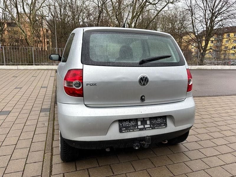 Gebraucht VW Fox 54 PS (39 kW) 2008 Silber Kleinwagen