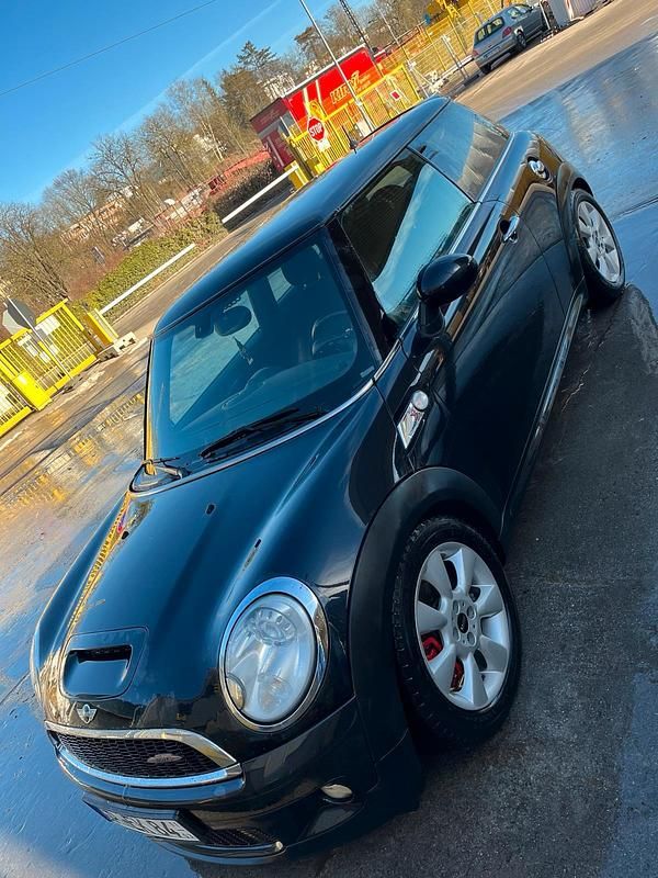 Usata Mini Cooper S 174 CV (127 kW) 2007 Nero Utilitaria