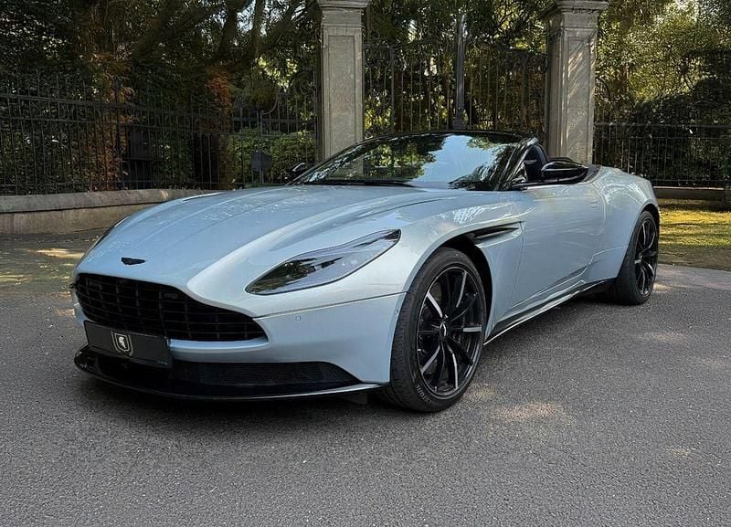 Lightning silver Gebraucht 2022 Aston Martin DB11 Cabrio | 158.900 € (Guter Preis) - Bild 1/4
