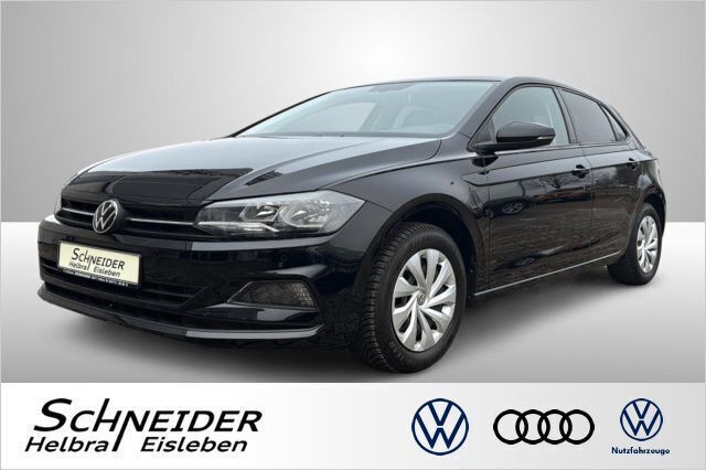 Deep black perleffekt (metallic) Gebraucht 2021 VW Polo Comfortline Limousine | 18.460 € (Fairer Preis) - Bild 1/4