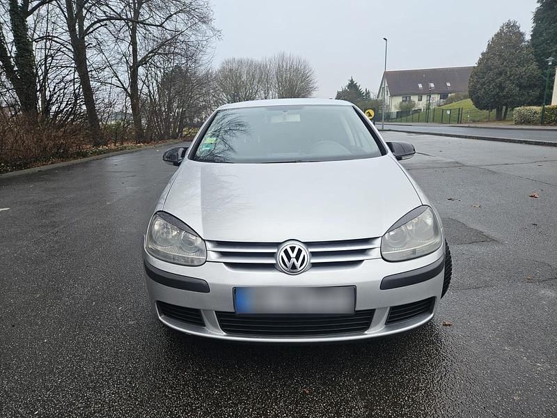 Gebraucht VW Golf IV 115 PS (84 kW) 2004 Silber Limousine