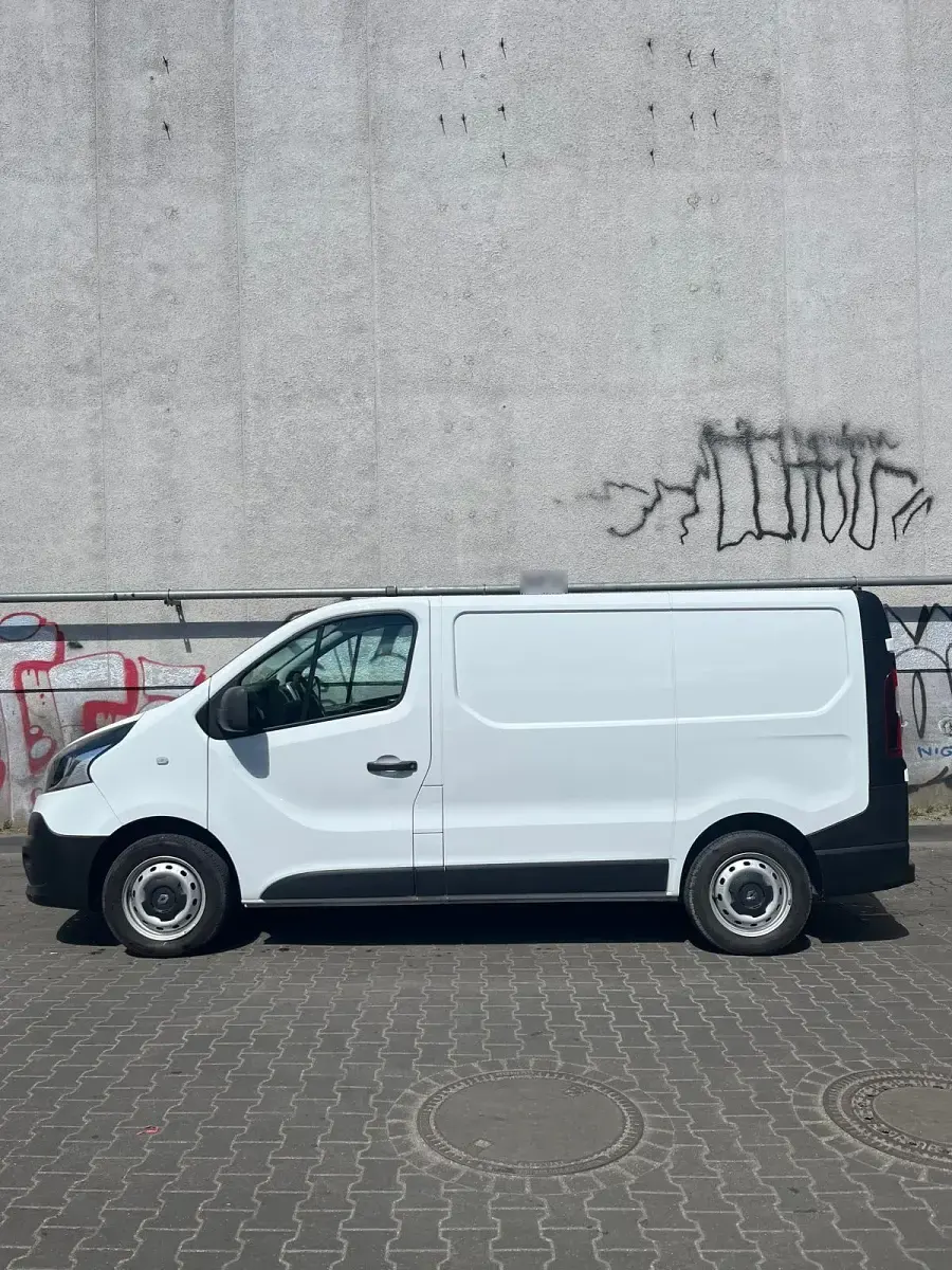 Gebraucht Renault Trafic 120 PS (88 kW) 2019 Weiß Van / Kleinbus