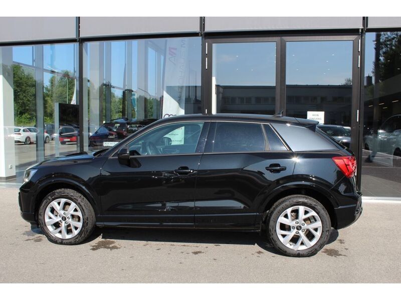 Gebraucht Audi Q2 Advanced Plus 150 PS (110 kW) 2024 Mythosschwarz SUV