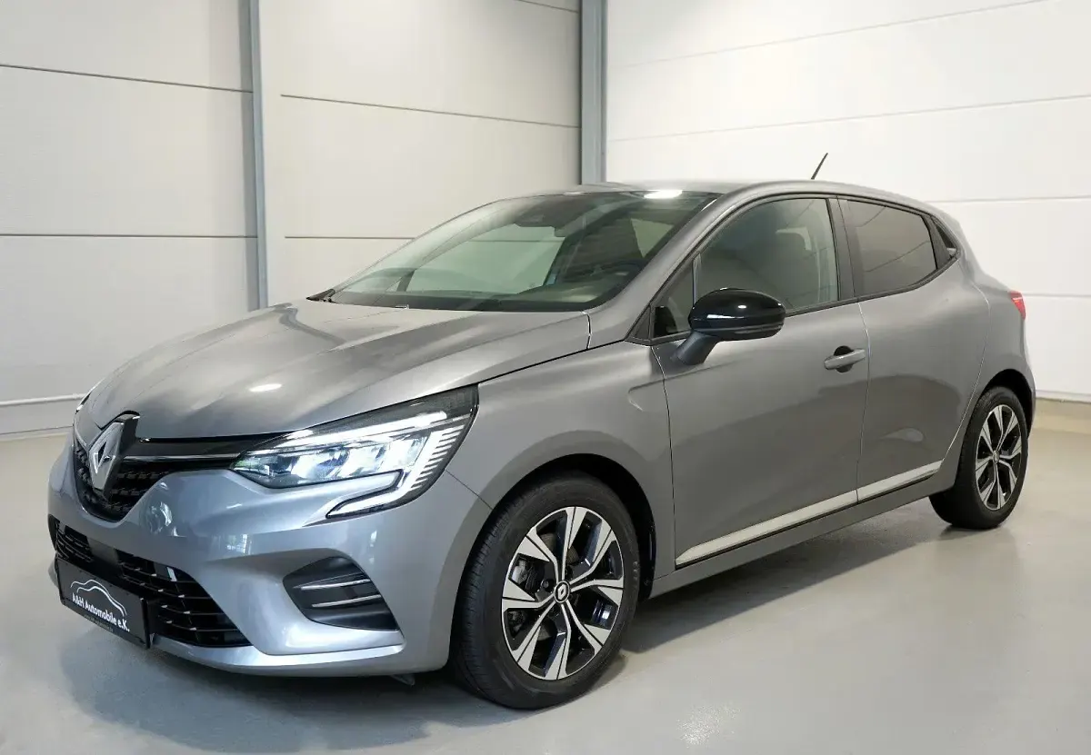 Occasion Renault Clio V Evolution 101 ch (74 kW) 2023 Gris Citadine