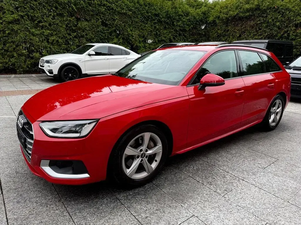 Gebraucht Audi A4 Advanced Plus 204 PS (150 kW) 2021 Rot Kombi