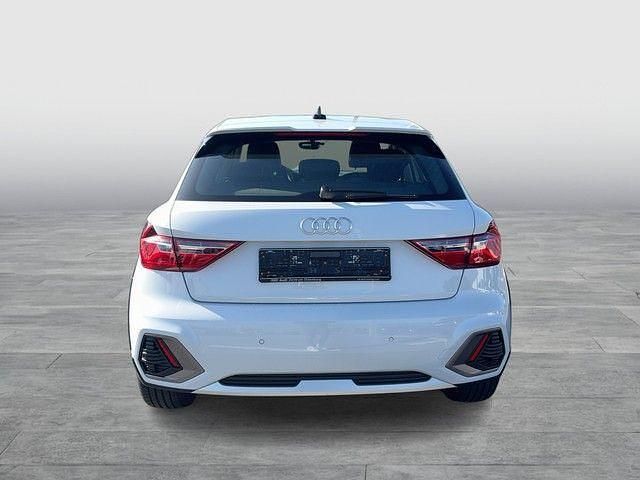 Gebraucht Audi A1 Basis 116 PS (85 kW) 2025 Weiß SUV