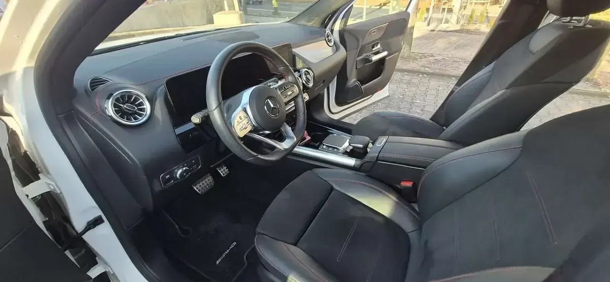 Gebraucht Mercedes EQA250 AMG line 139 kW (190 PS) 2022 Weiß SUV