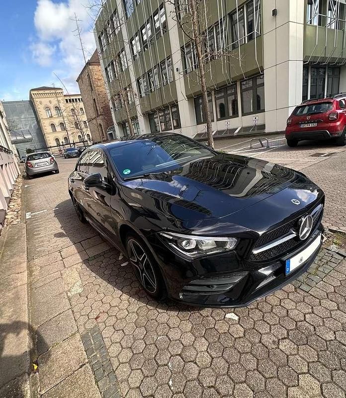 Gebraucht Mercedes CLA250e 160 PS (117 kW) 2020 Schwarz Limousine