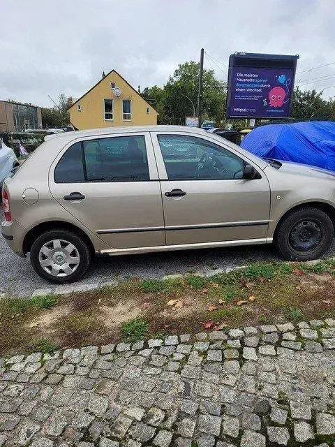 Brugt Skoda Fabia 75 HK (55 kW) 2005 Guld Hatchback