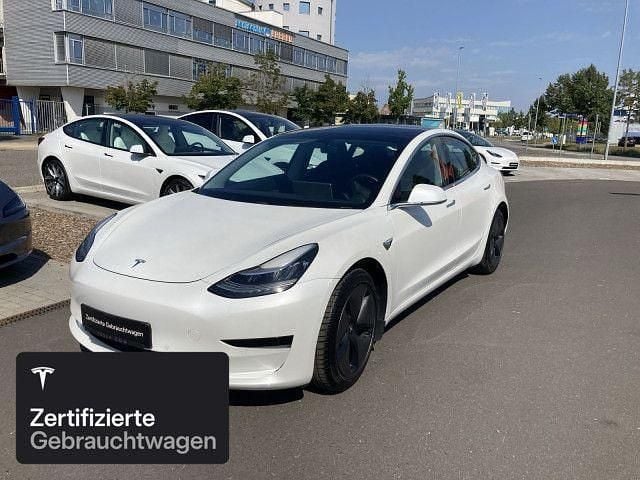Weiß Gebraucht 2020 Tesla Model 3 RWD Limousine | 22.300 € (Fairer Preis) - Bild 1/4