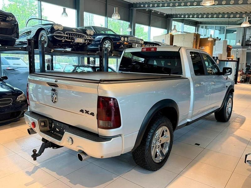 Second-hand Dodge Ram 396 CP (291 kW) 2009 Argintiu Pickup