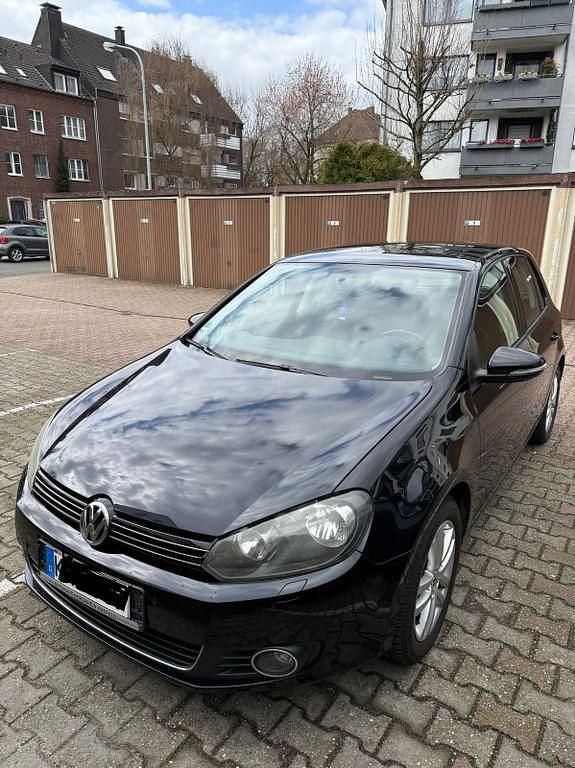 Gebraucht VW Golf VI Highline 122 PS (89 kW) 2011 Schwarz Kleinwagen