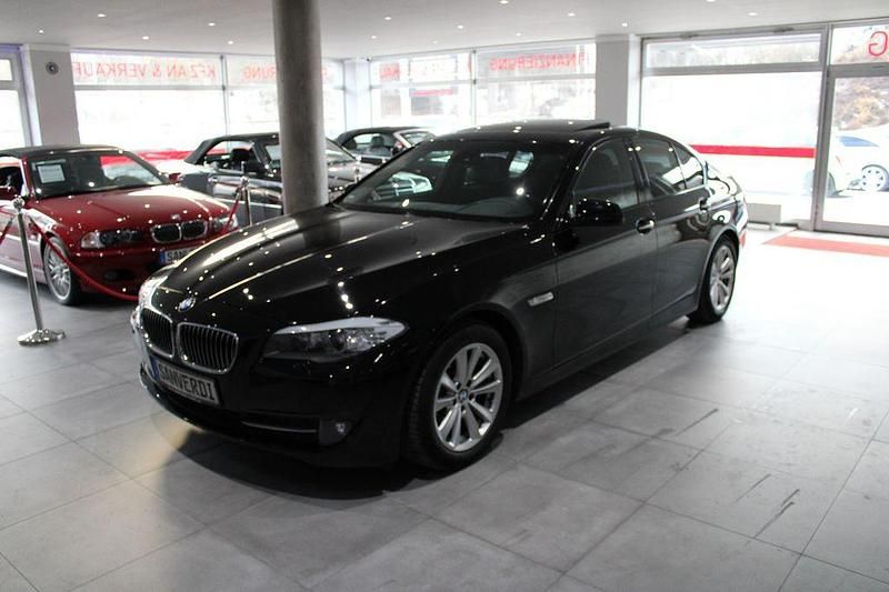 Gebraucht BMW 525 Performance 204 PS (150 kW) 2010 Schwarz Limousine