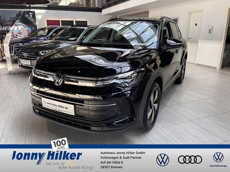Schwarz Gebraucht 2024 VW Tiguan Life SUV | 38.990 € (Teuer) - Bild 1/4