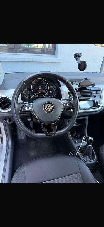 Gebraucht VW up! 68 PS (50 kW) 2017 Silber Kleinwagen