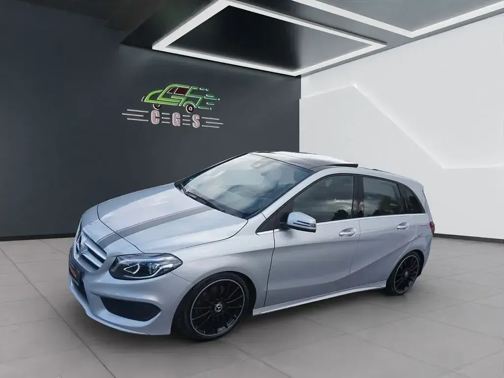Gebraucht Mercedes B250 AMG line 211 PS (155 kW) 2018 Silber Van / Kleinbus