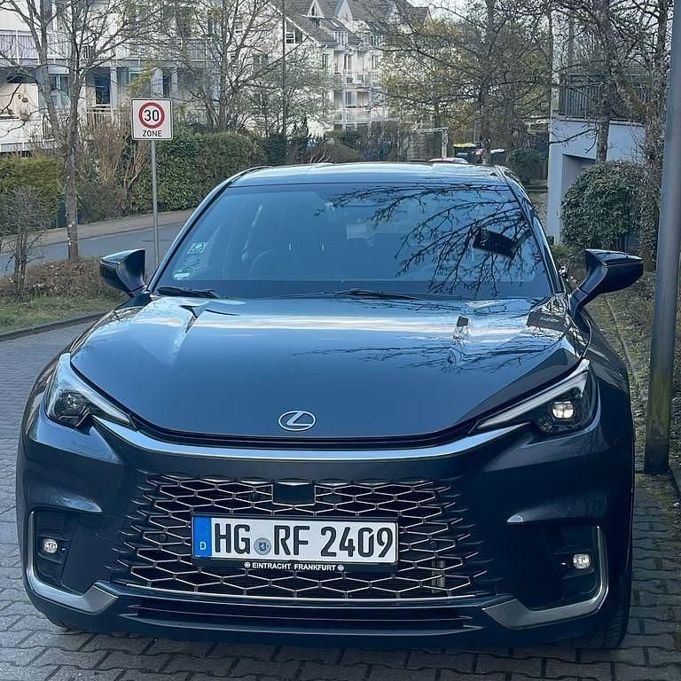 Gebraucht Lexus LBX E-FOUR 136 PS (100 kW) 2024 Grau SUV