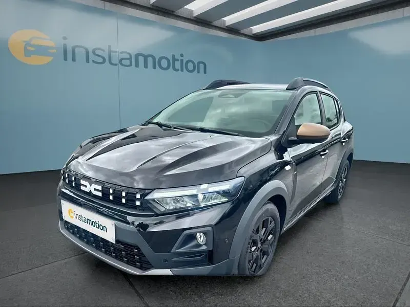 Neu Dacia Sandero Stepway 110 PS (80 kW) 2026 Schwarz Kleinwagen