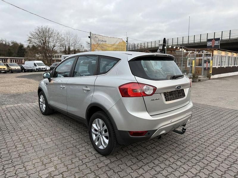 Gebraucht Ford Kuga Titanium 136 PS (100 kW) 2009 Grau SUV