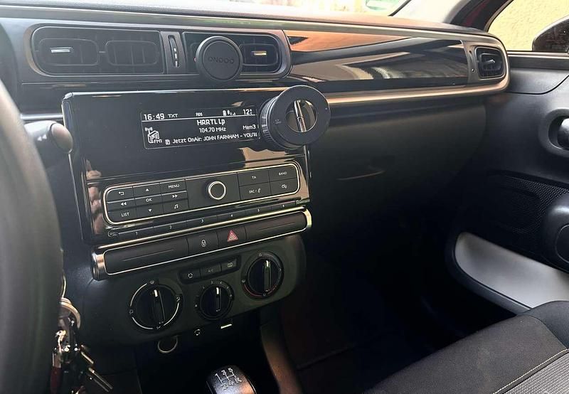 Gebraucht Citroën C3 PureTech 83 PS (61 kW) 2018 Orange Kleinwagen