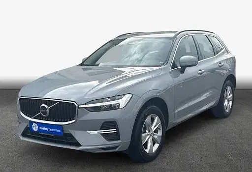 Używany Volvo XC60 Core 197 KM (144 kW) 2023 Szary SUV