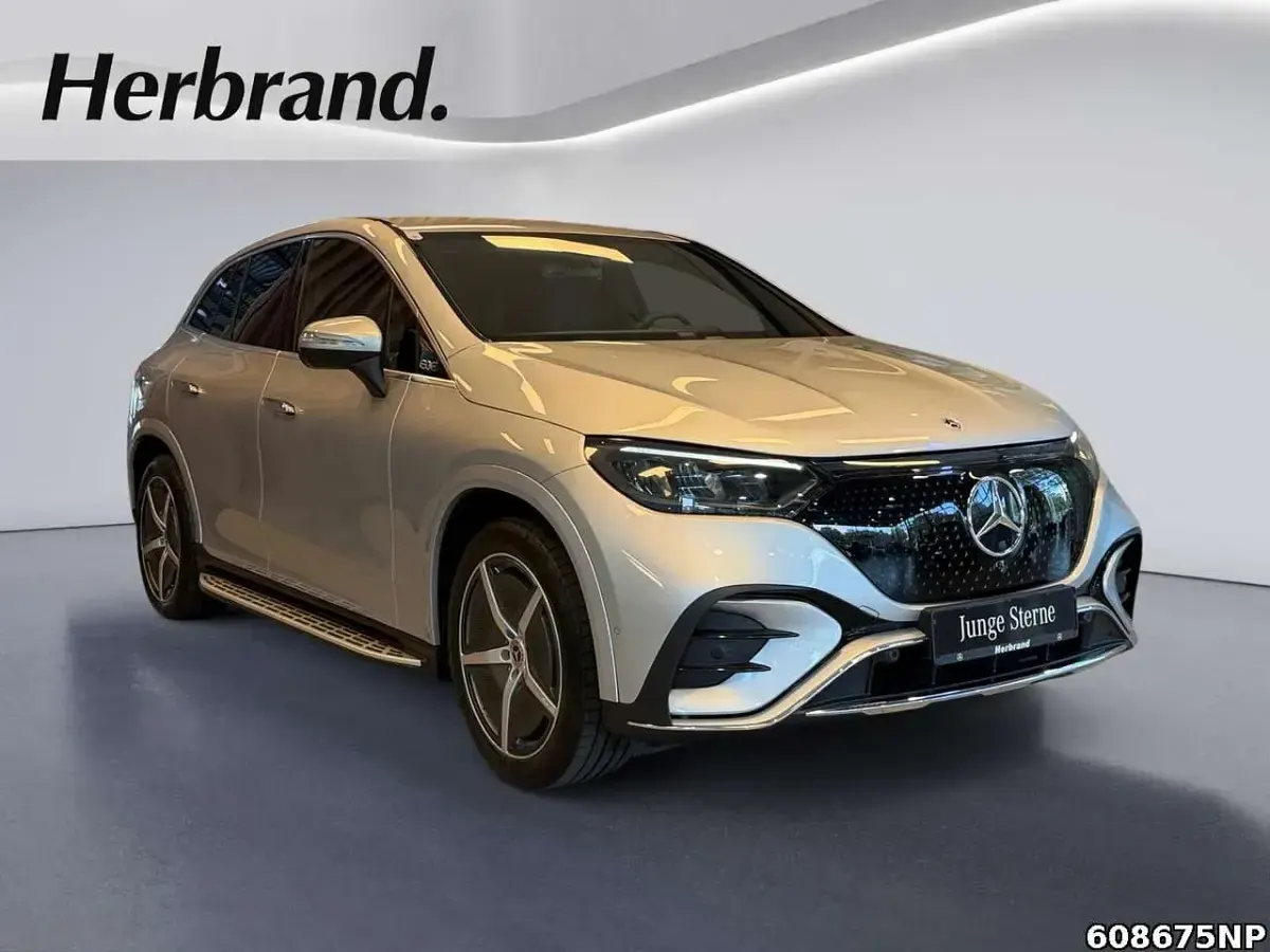 Gebraucht Mercedes EQE350 AMG 214 kW (292 PS) 2026 Hightechsilber metallic SUV