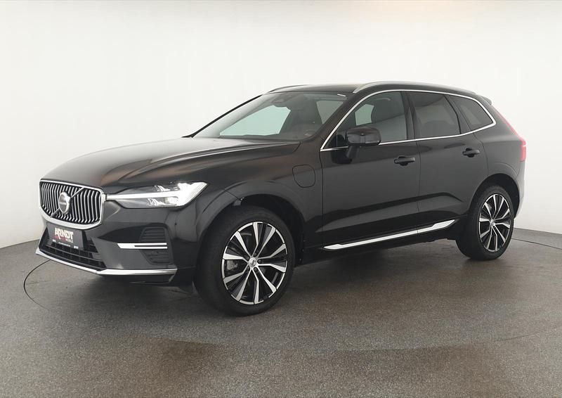 Gebraucht Volvo XC60 Core 349 PS (256 kW) 2023 Onyx black SUV