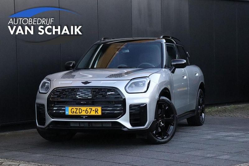 Grau Gebraucht 2024 Mini John Cooper Works Countryman SUV | 47.192 € - Bild 1/4