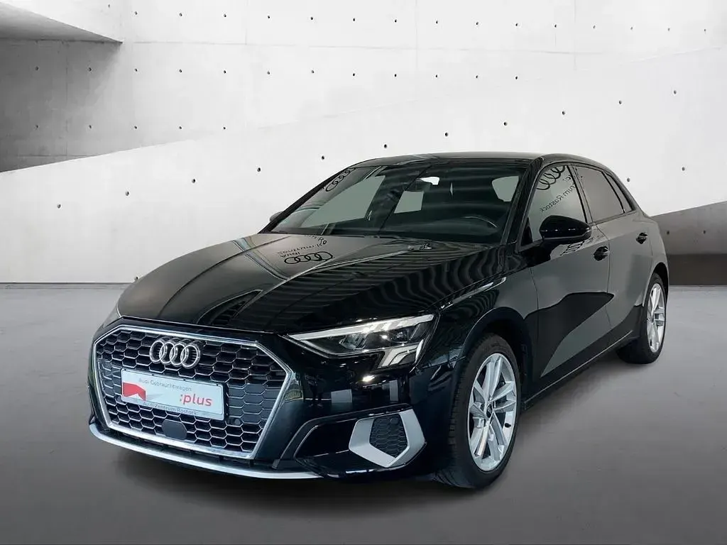 Gebraucht Audi A3 Advanced Plus 150 PS (110 kW) 2023 Brillantschwarz Limousine