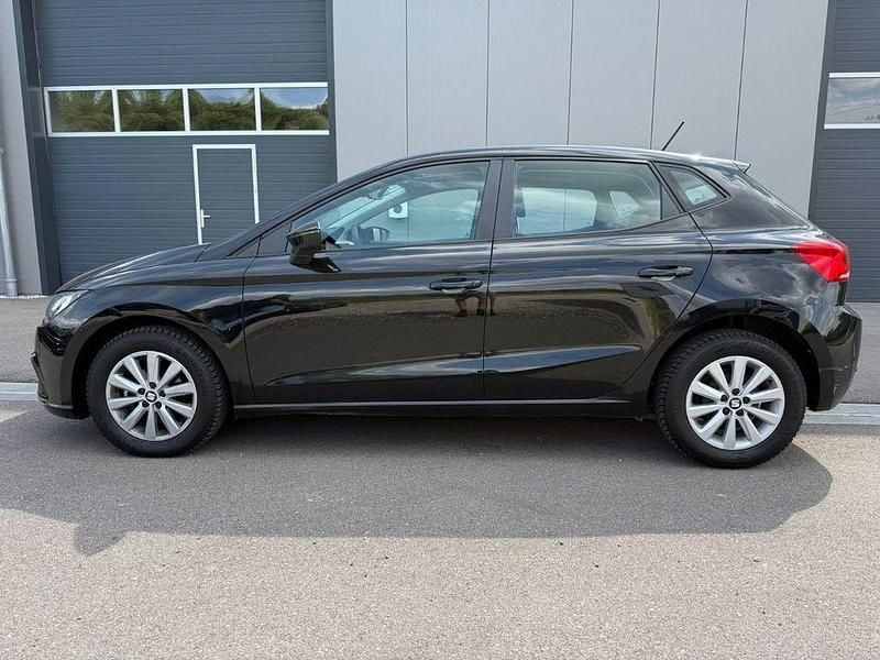 Schwarz Gebraucht 2021 Seat Ibiza Style Limousine | 13.600 € (Superpreis) - Bild 1/4