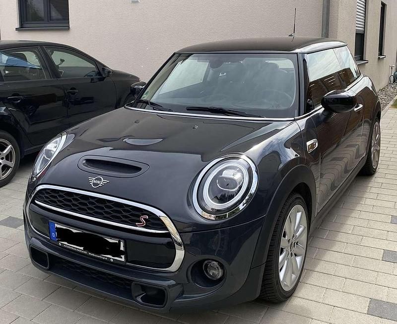 Grau Gebraucht 2019 Mini Cooper S Kleinwagen | 18.900 € (Fairer Preis) - Bild 1/4