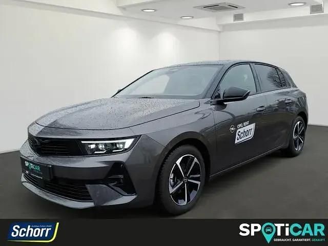 Mondstein grau (meta Gebraucht 2024 Opel Astra Limousine | 24.860 € (Guter Preis) - Bild 1/4