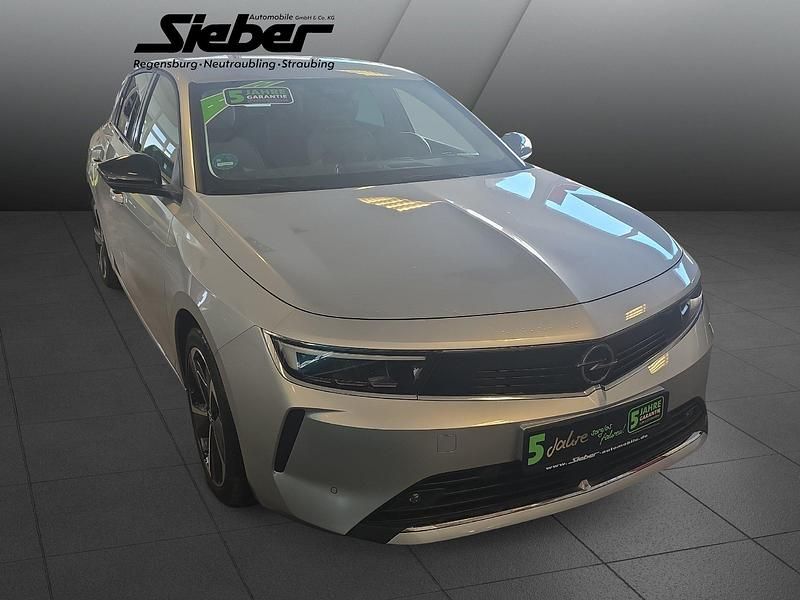 Gebraucht Opel Astra 181 PS (133 kW) 2022 Kristall silber Limousine