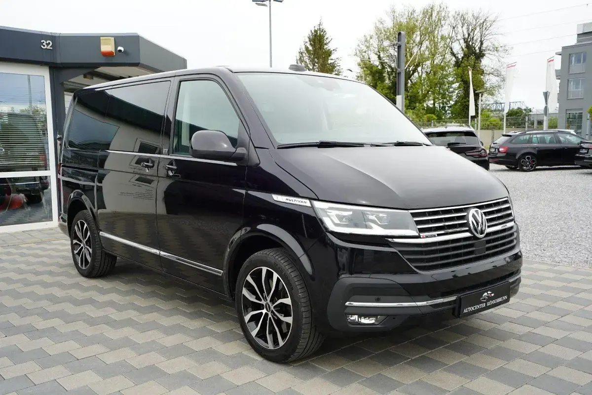 Gebraucht VW Multivan Generation Six 204 PS (150 kW) 2021 Schwarz Van / Kleinbus