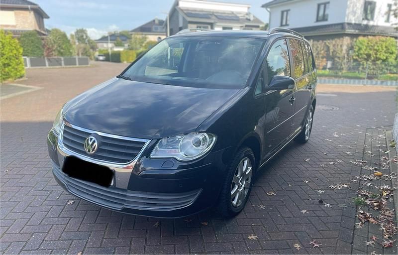 Schwarz Gebraucht 2008 VW Touran United Van / Kleinbus | 2.890 € (Guter Preis) - Bild 1/4