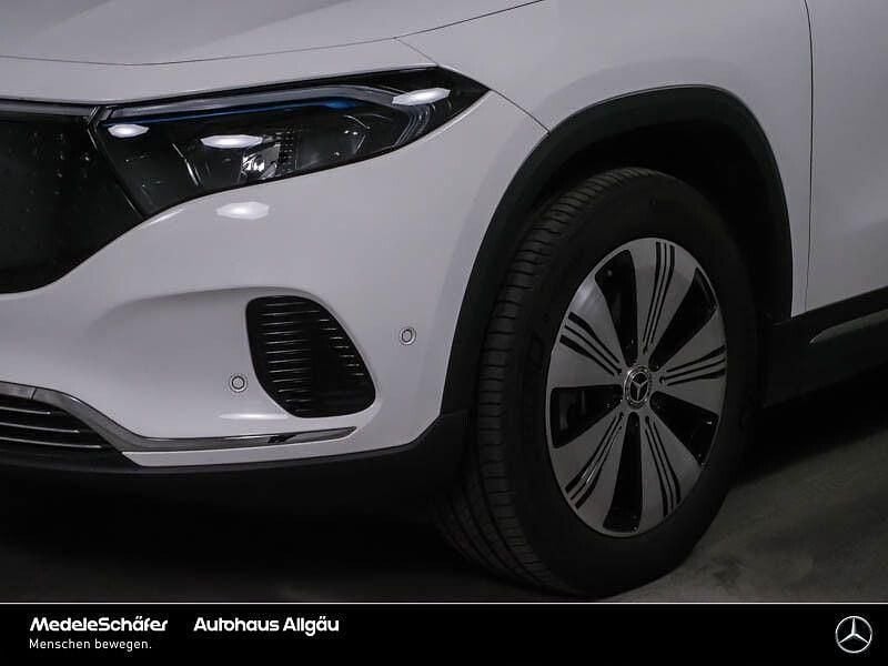 Gebraucht Mercedes EQA350 Progressive 214 kW (292 PS) 2024 Unilack polarweiß SUV