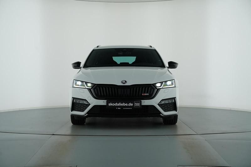 Gebraucht Skoda Octavia RS 200 PS (147 kW) 2024 Moonweiss metallic Kombi